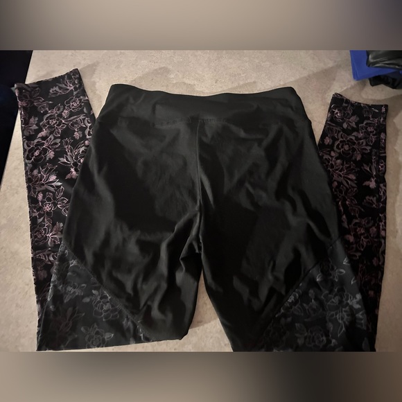 LEGGINGS - Picture 3 of 4